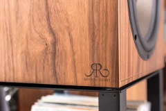 REVIVAL AUDIO ATALANTE 5 WALNUT Grīdas akustiskā sistēma