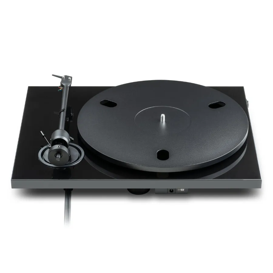 PRO-JECT E1.2 BT GLOSS BLACK VINILA PLAŠU ATSKAŅOTĀJS