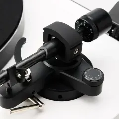 ARGON AUDIO TT-4 MK2 WHITE VINILA PLAŠU ATSKAŅOTĀJS