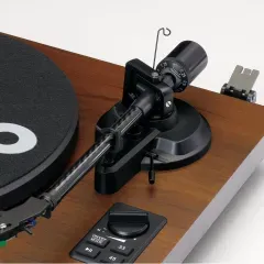 LENCO LS-600 WALNUT VINILA PLAŠU ATSKAŅOTĀJS