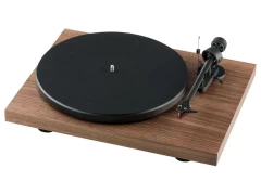 PRO-JECT DEBUT CARBON SB SE WOOD (2M-Red) WALNUT VINILA PLAŠU ATSKAŅOTĀJS