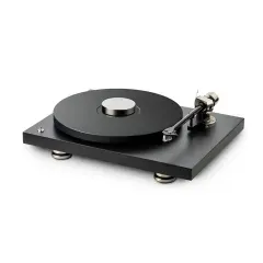 PRO-JECT Debut PRO Black VINILA PLAŠU ATSKAŅOTĀJS