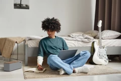 KLIPSCH THE ONE PLUS WALNUT Bezvadu akustiskā sistēma