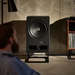 VESTLYD V15C STAND BLACK Akustisko sistēmu statne