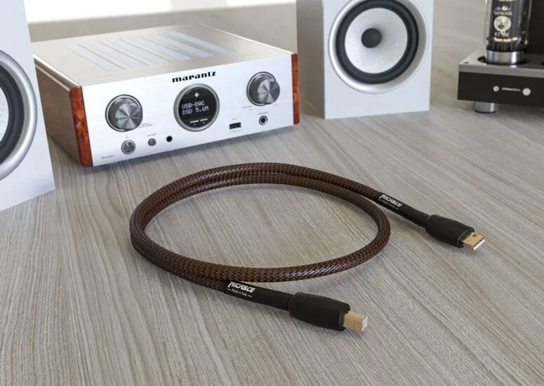 RICABLE COD: 12606 UM3 MAGNUS USB Hi-End Digital Audio Cable USB 2.0 A/B 3.0m STARPBLOKU KABELIS