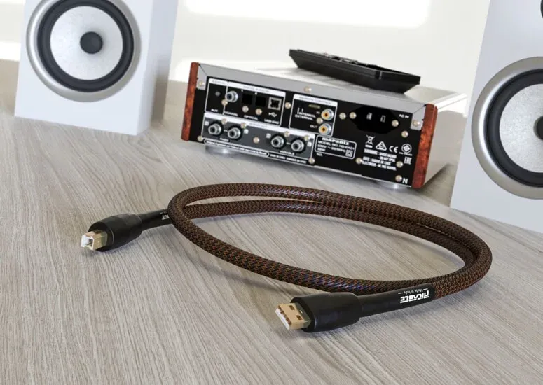 RICABLE COD: 12606 UM3 MAGNUS USB Hi-End Digital Audio Cable USB 2.0 A/B 3.0m STARPBLOKU KABELIS