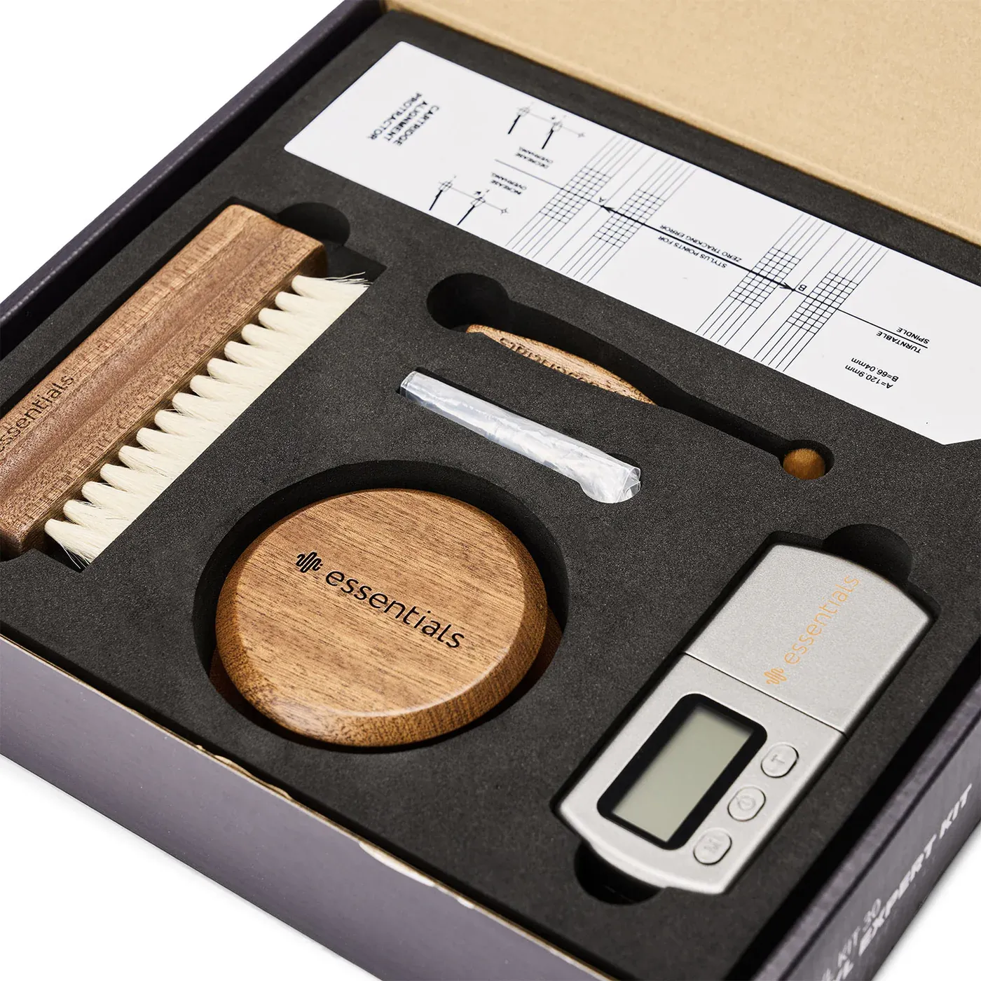 ESSENTIALS VINYL KIT 30 Vinila plašu aksesuāru komplekts AKSESUĀRI VINILA ATSKAŅOTĀJAM