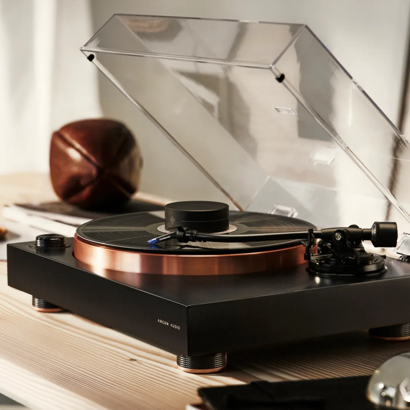 ESSENTIALS VINYL KIT 300 AKSESUĀRI VINILA ATSKAŅOTĀJAM